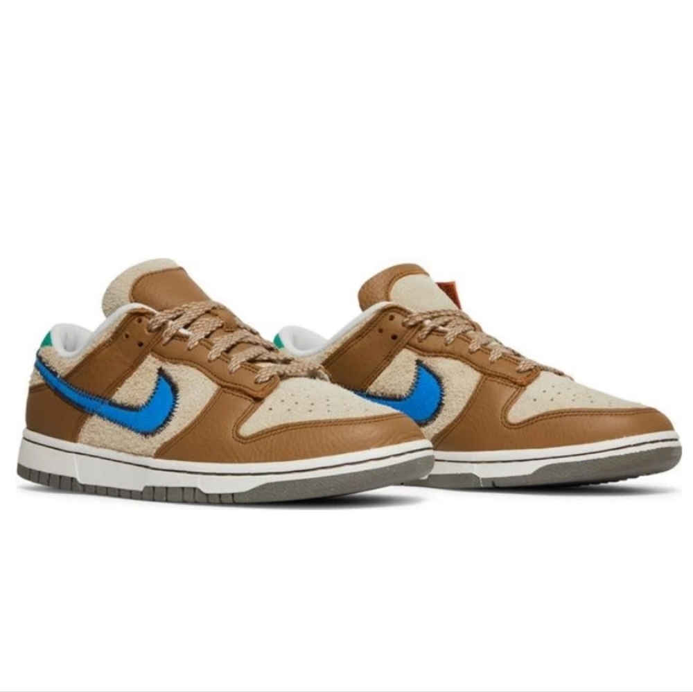 Size x Nike Dunk Low sneakers Men's Size 7.5
